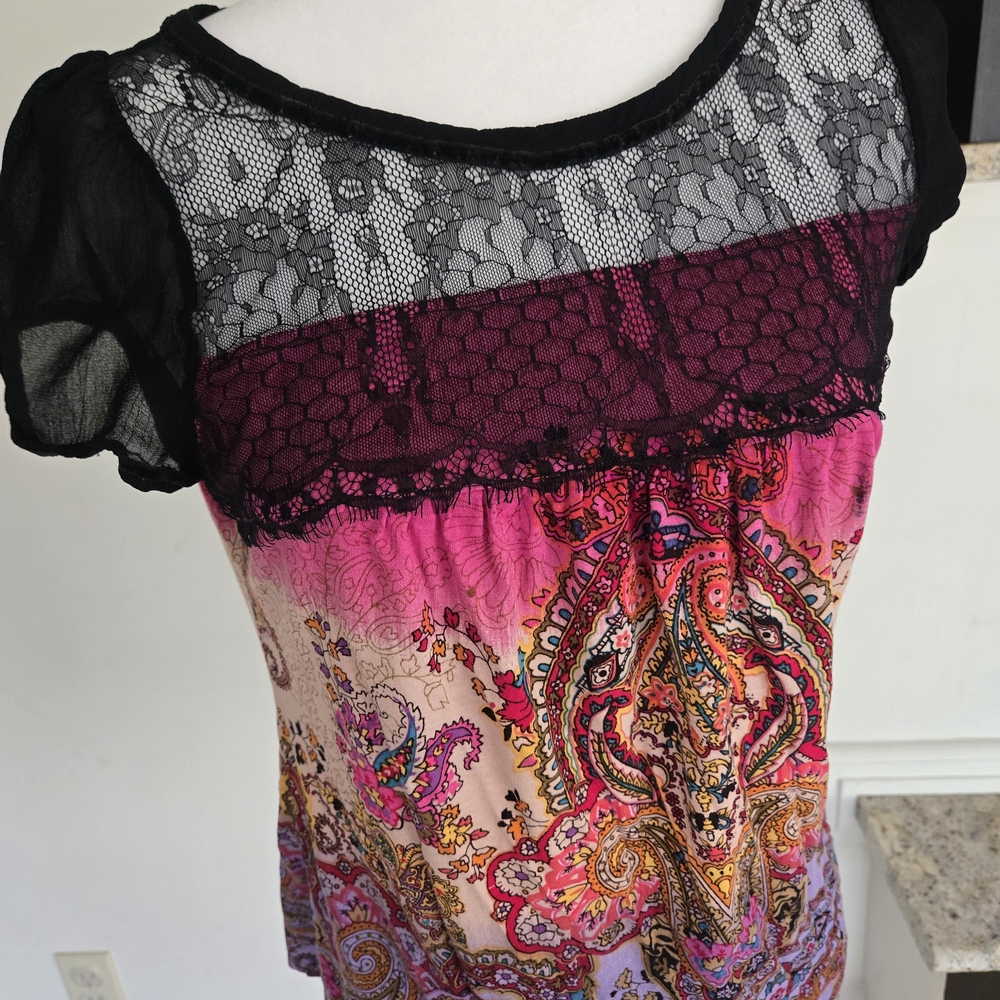 Bila Pink and Black Lace Blouse